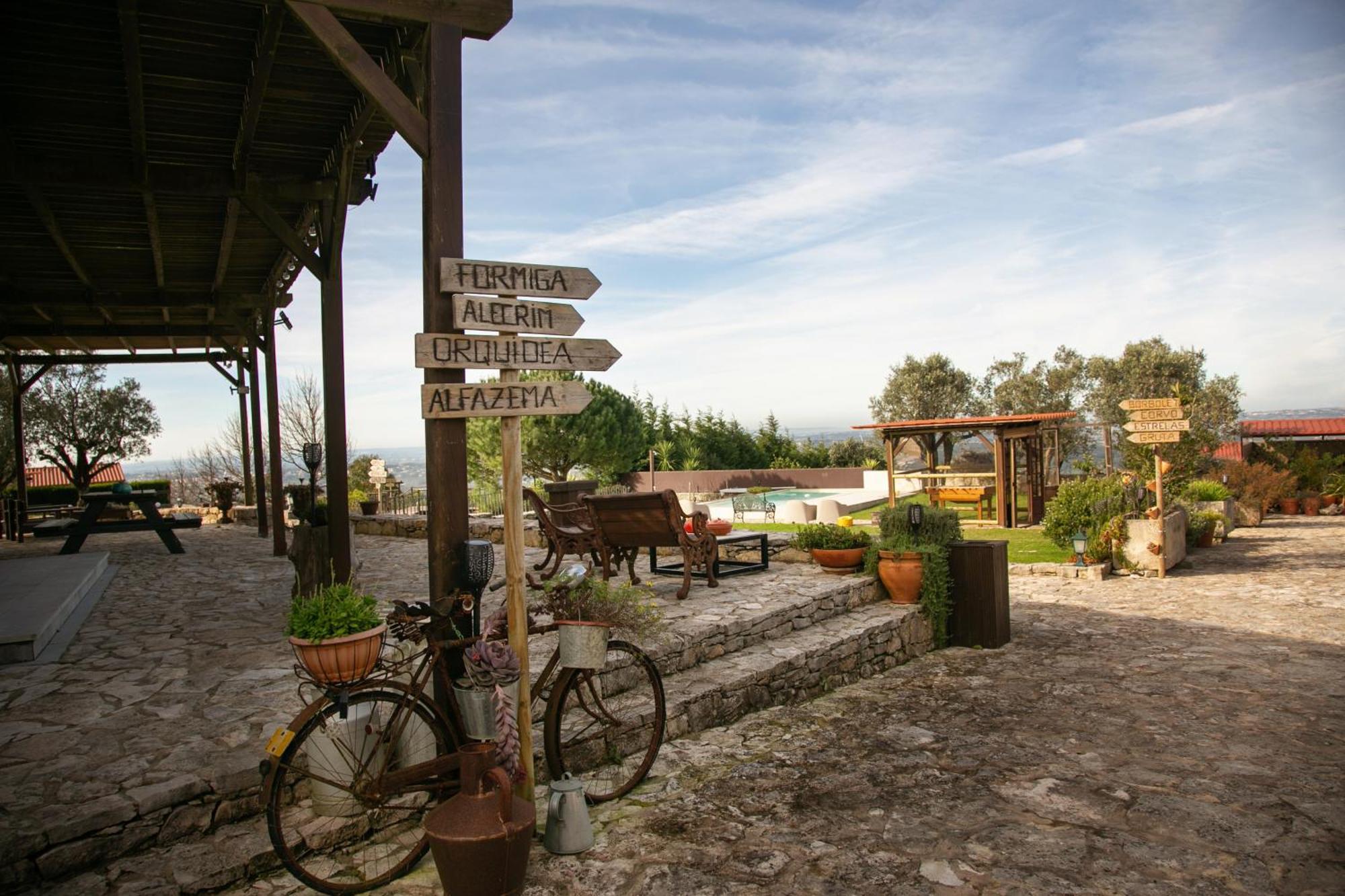 Casas Da Gralha Bed and Breakfast Turquel Eksteriør billede